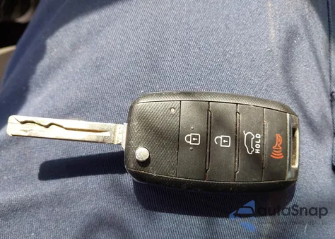 2015 Kia Soul + from USA, damaged, VIN KNDJP3A53F7147716